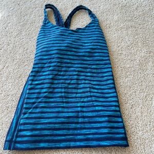 Lululemon Athletics size 8 workout top stripes